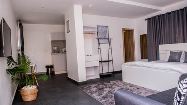 House 4 shortlets in Lekki